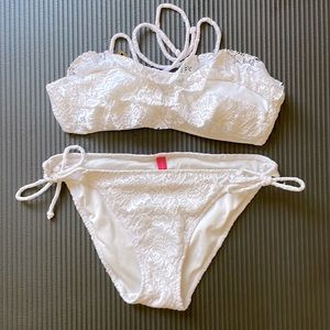 Victoria’s Secret white lace padded ruffle bikini top bottom S 32/34 A/B